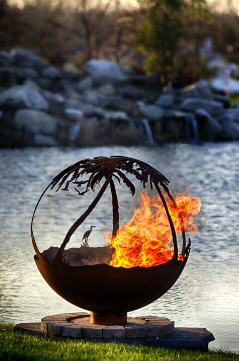 paradise-palm-tree-firepit